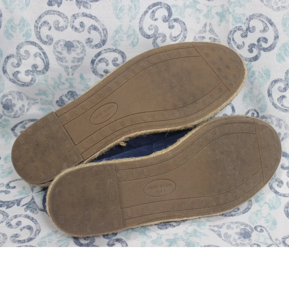 ANNE KLEIN Navy Blue Suede Espadrille Flats‎ Studded Detail Slip On Shoes 8M